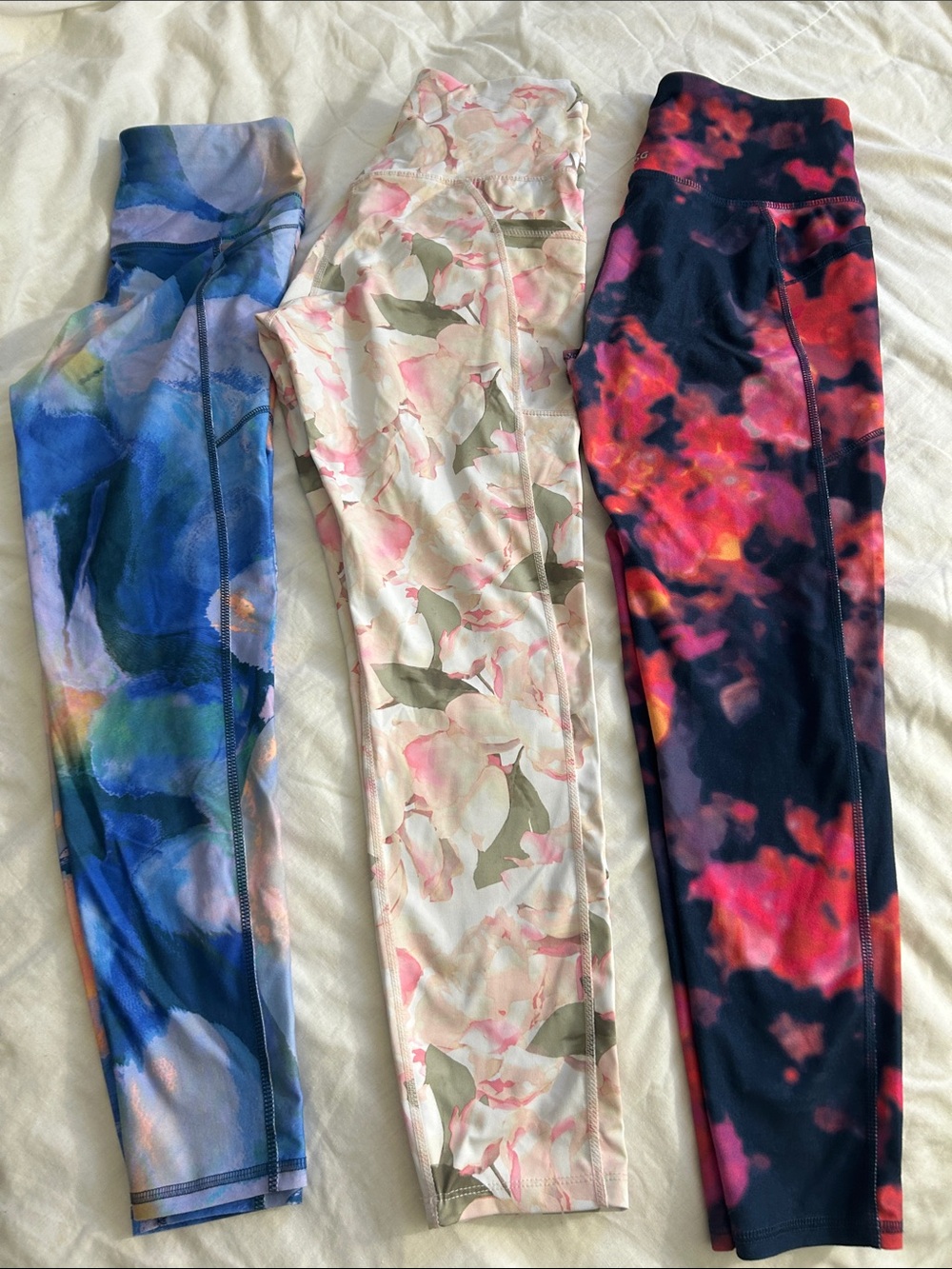 Bundle of 3 Leggings, Soft Floral (apana) 2 Vibrant Color (DSG) Sz: Small